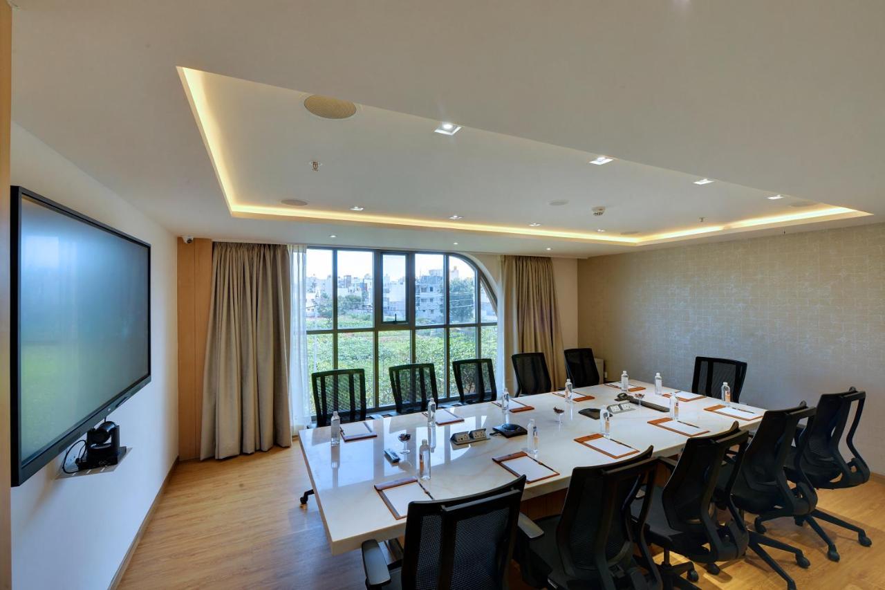 Clarion Hotel Bangalore Yesvantpur Zewnętrze zdjęcie