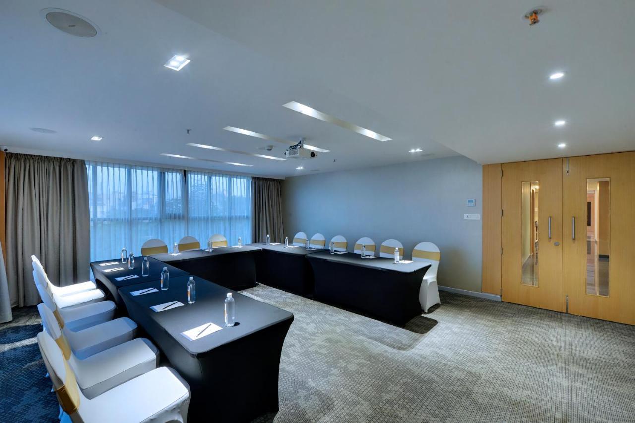 Clarion Hotel Bangalore Yesvantpur Zewnętrze zdjęcie