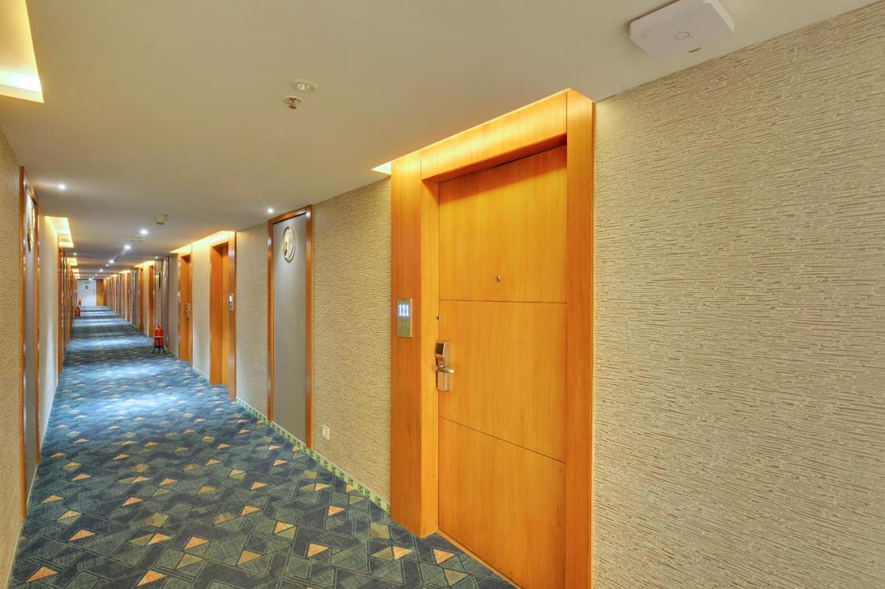 Clarion Hotel Bangalore Yesvantpur Zewnętrze zdjęcie