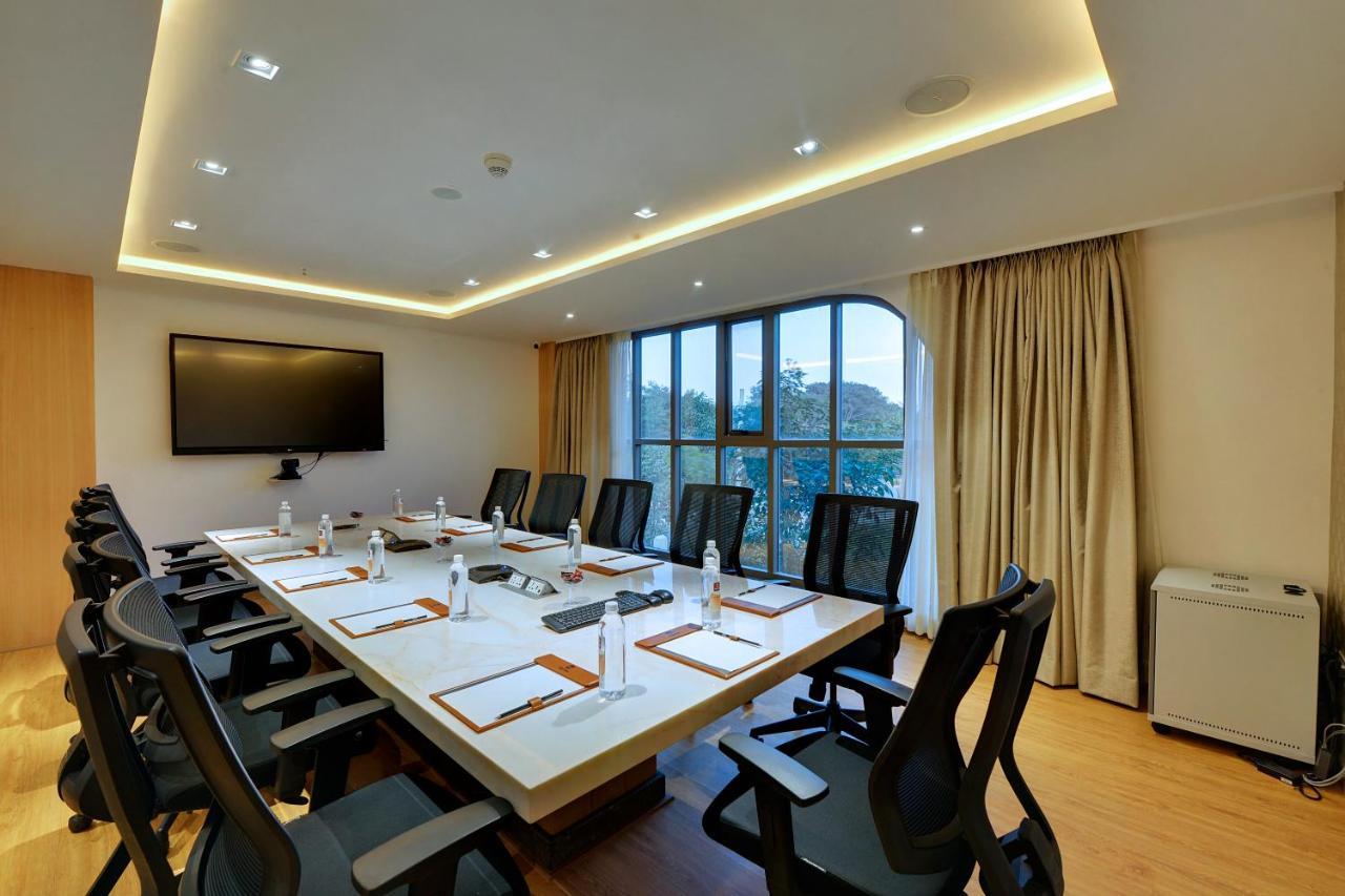Clarion Hotel Bangalore Yesvantpur Zewnętrze zdjęcie