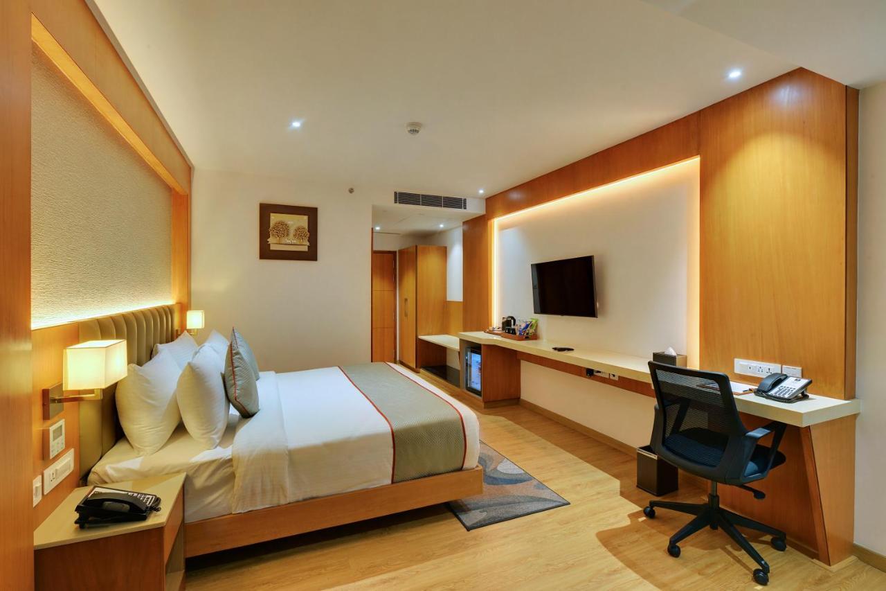 Clarion Hotel Bangalore Yesvantpur Zewnętrze zdjęcie