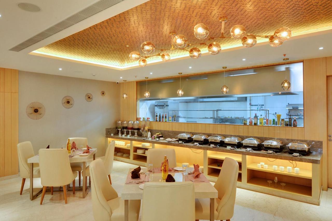 Clarion Hotel Bangalore Yesvantpur Zewnętrze zdjęcie